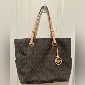 GUC Michael Kors Factory Signature Brown Tote Bag